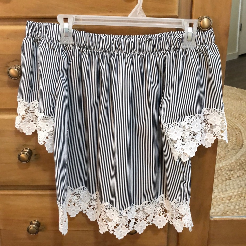 Grey stripe lace off the shoulder top